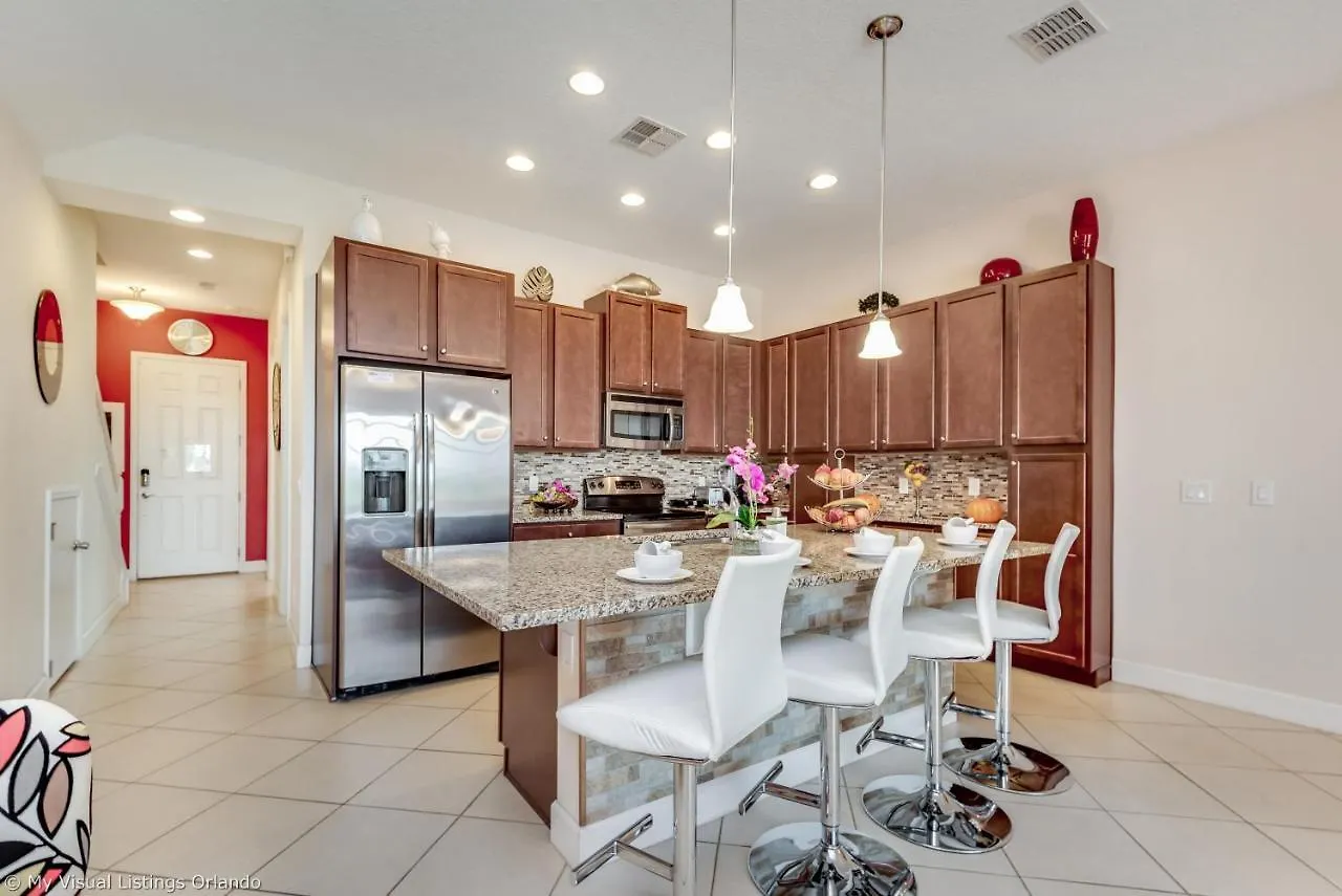 430Cd Magical 4 Bedroom 4.5 Bathroom Town Home Davenport